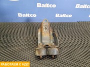 Кронштейн радиатора правый